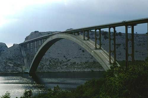 BrÃ¼cke vom Festland auf die Insel Krk