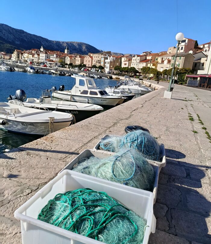 Herbst auf Krk - Hafen Baska - ideal zum Spazieren und Wandern