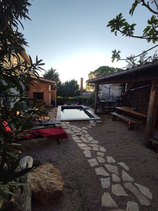 incl. Gartengestaltung um den Pool