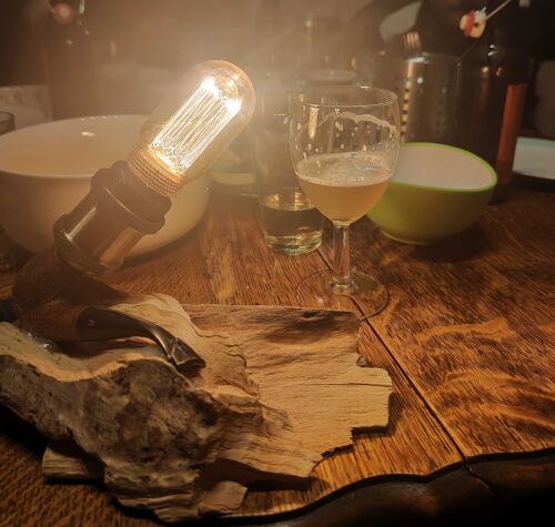 Pfeifenlampe und Craft Bier