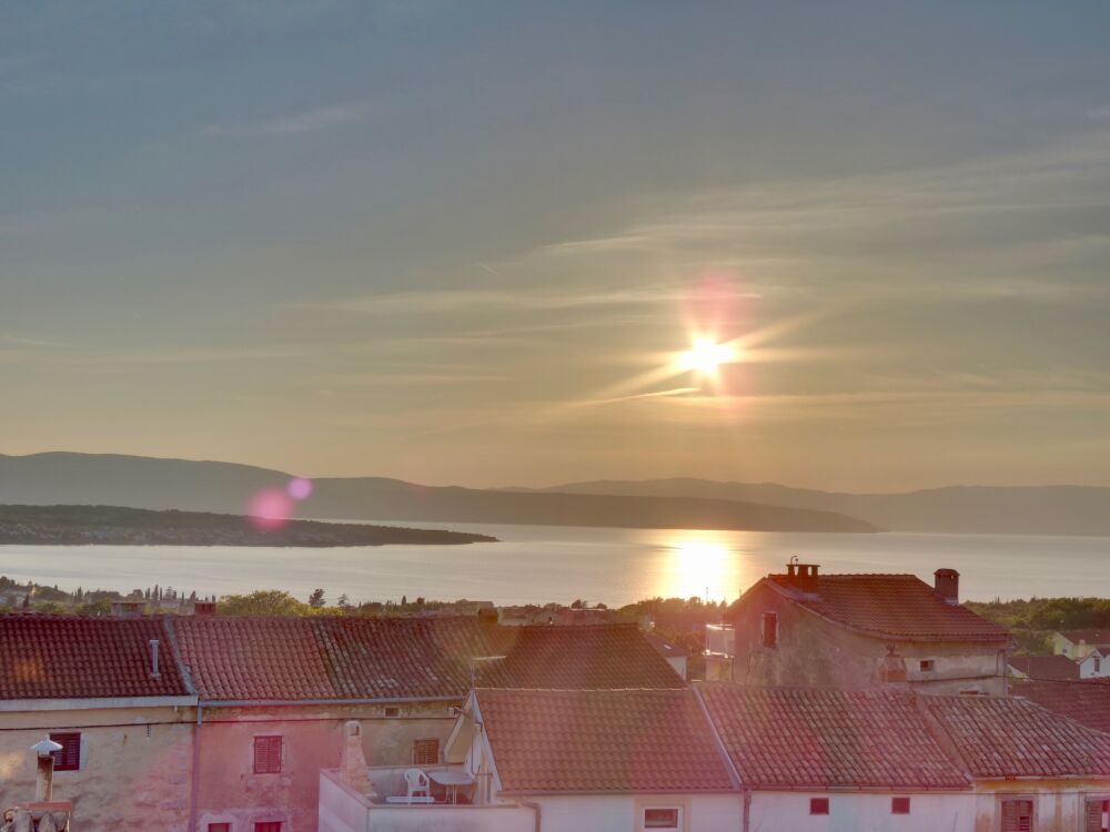 <p>spektakuläre Sonnenuntergänge</p> <p>spektakuläre Sonnenuntergänge</p>