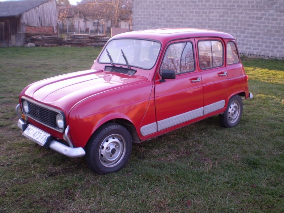 <p>Foto aus der Anzeige im Kleinanzeigenportal (Baujahr 1990)</p> <p>Foto aus der Anzeige im Kleinanzeigenportal (Baujahr 1990)</p>