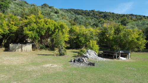 Kroatien Bootsausflug Insel Krk zur Insel Cres - Bucht von Sveti Blaž - Picknikplatz im Granatapfelwald