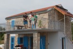 <p>Die stolze Familie Reithmair auf dem Balkon der More</p>