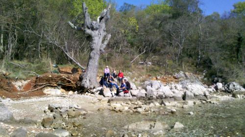 Pause nach dem Ostereiersuchen in Njivice